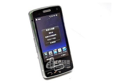1GHz處理器 LG發(fā)布投影手機GW825v