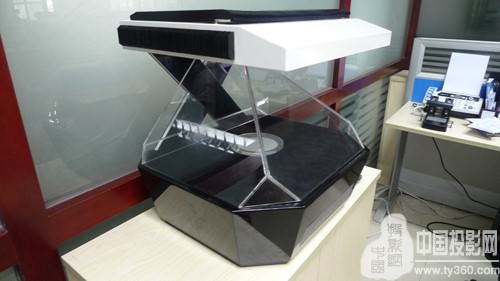 精視創(chuàng)典小型270°幻影成像產(chǎn)品